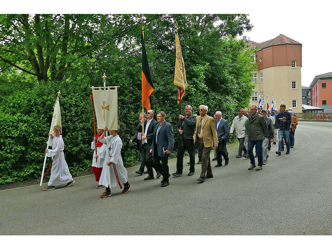 Bittprozession an Christi Himmelfahrt (Foto: Karl-Franz Thiede)